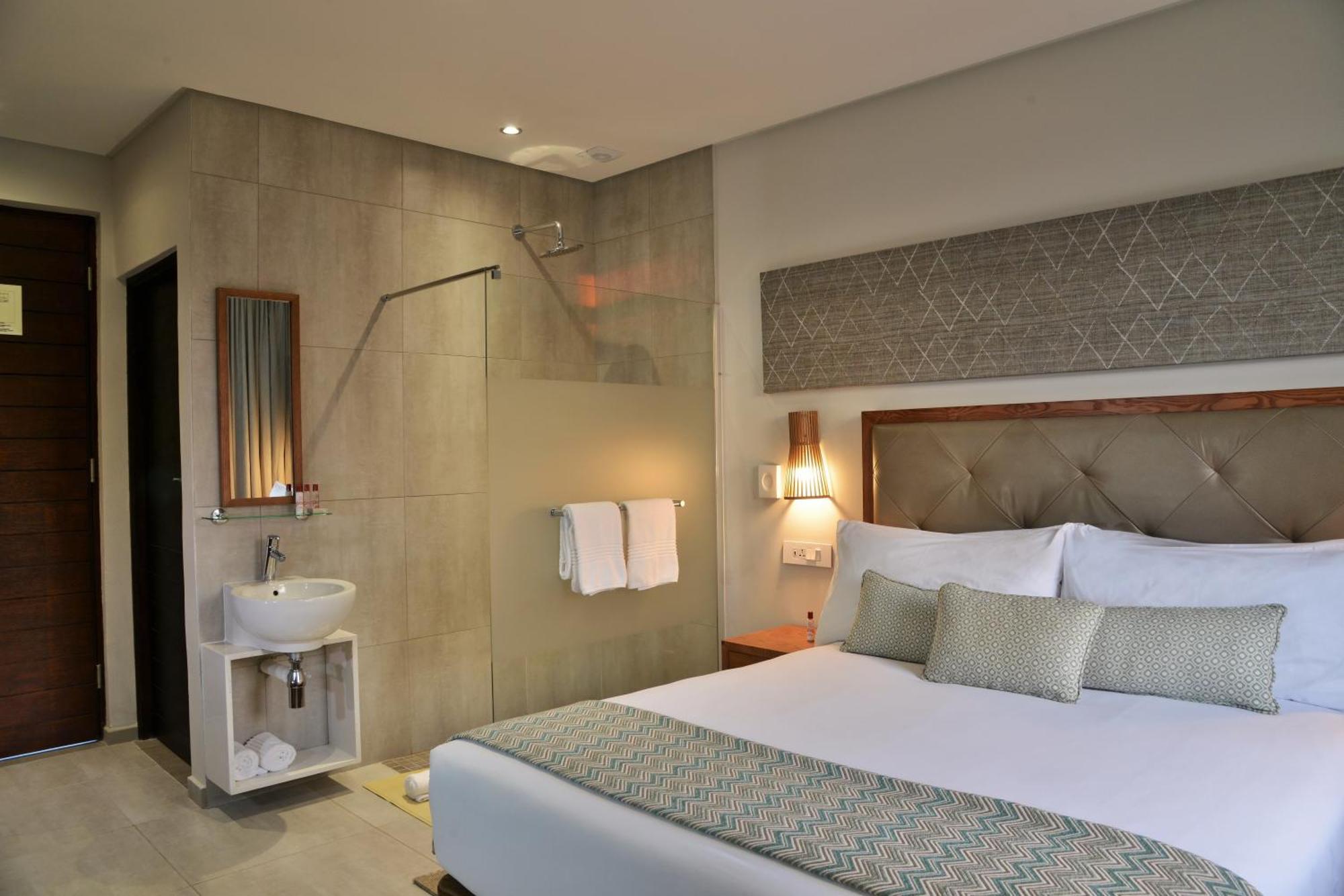 Cresta Maun Hotel Екстериор снимка