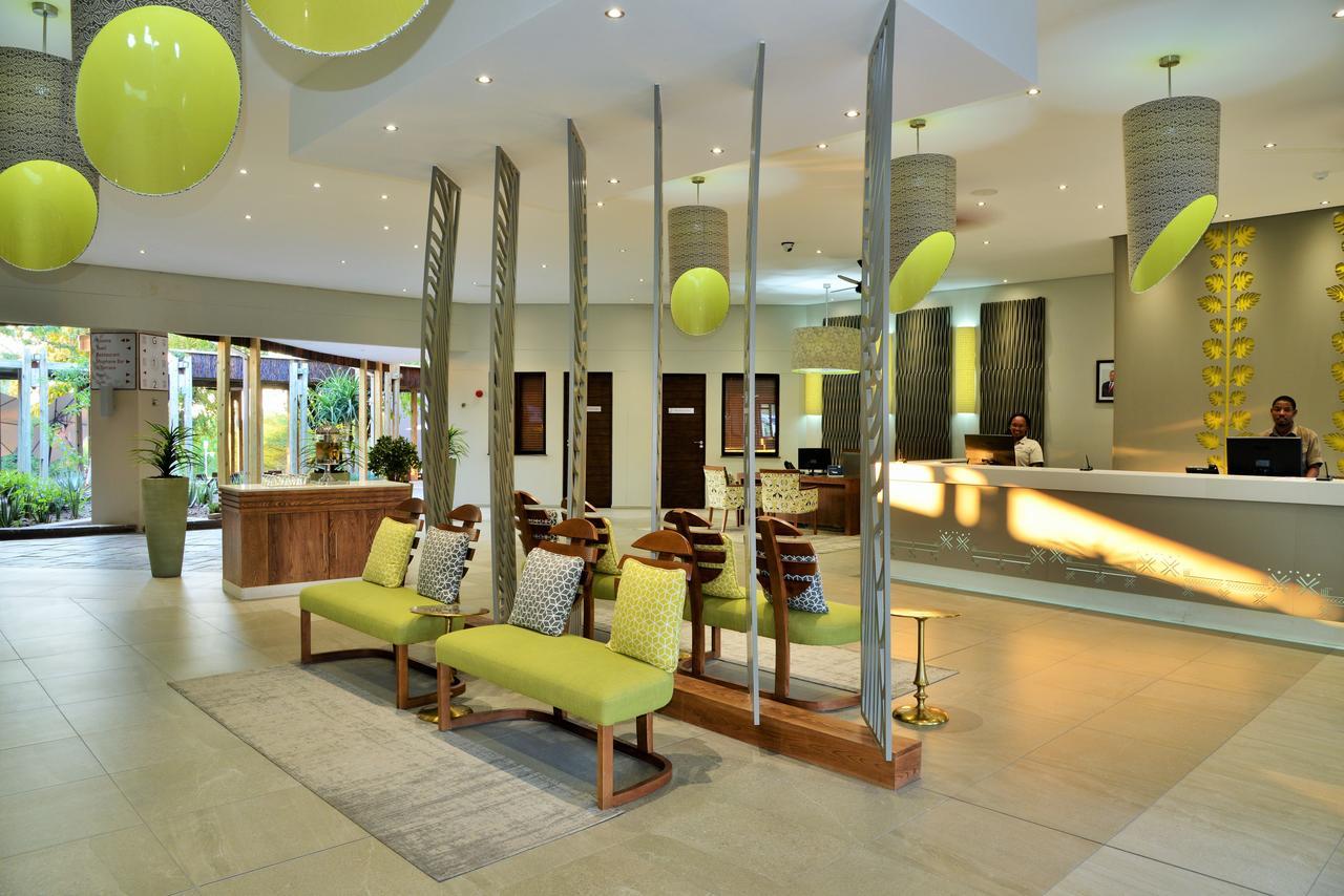 Cresta Maun Hotel Екстериор снимка