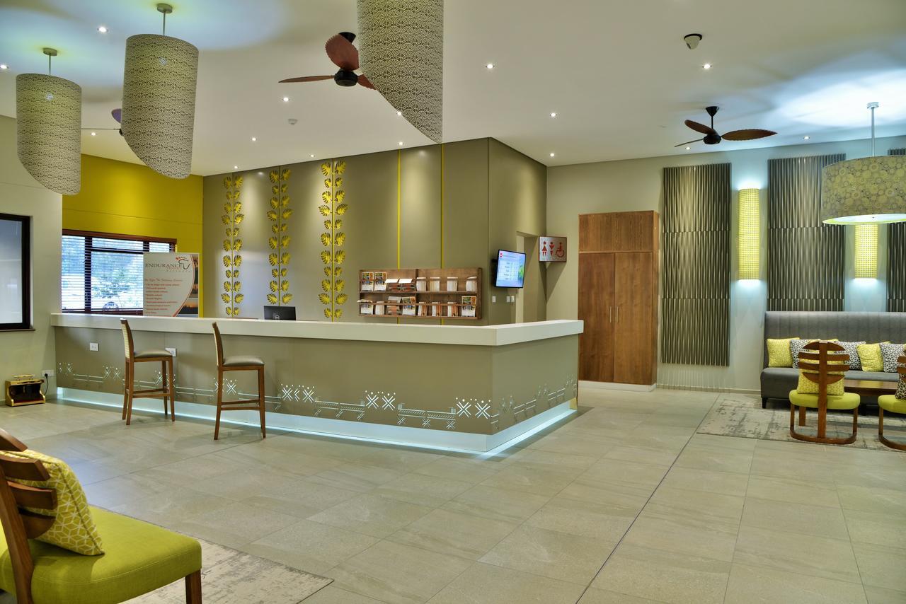 Cresta Maun Hotel Екстериор снимка