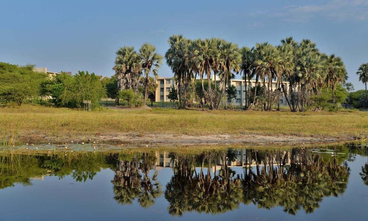 Cresta Maun Hotel Екстериор снимка